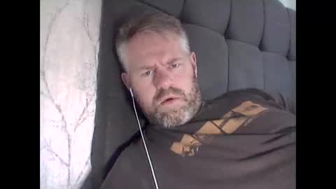 81jonnyx online show from 10-28-25, 11:47