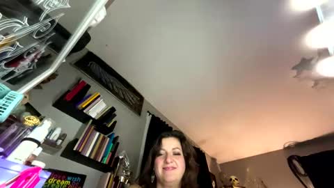 That girl online show from 11-05-25, 08:47