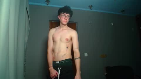 Snapshot of 8_goat chatting on 10-23-25, 10:19 Phillip online show from 10-23-25, 10:19