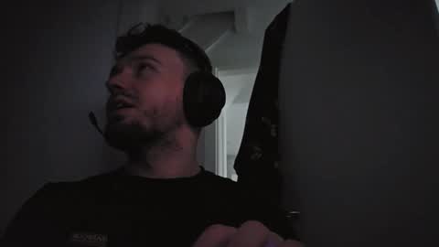 Snapshot of 8inchdude93 chatting on 02-01-26, 09:08 8inchdude93 online show from 02-01-26, 09:08