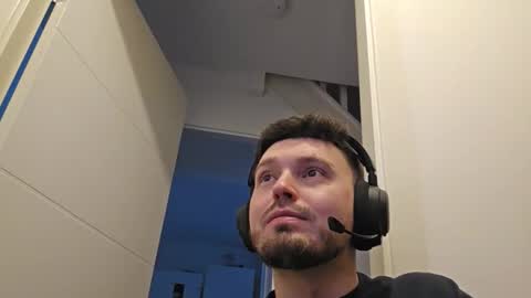 Snapshot of 8inchdude93 chatting on 02-05-26, 03:05 8inchdude93 online show from 02-05-26, 03:05