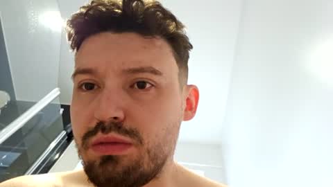 8inchdude93 online show from 07-17-26, 06:31