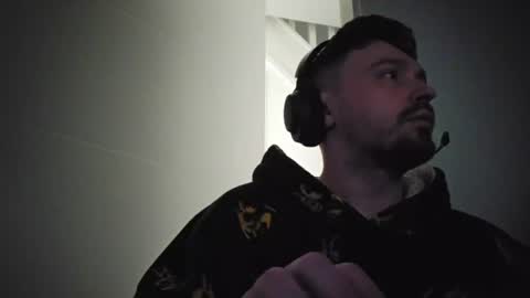 8inchdude93 online show from 07-18-26, 07:12