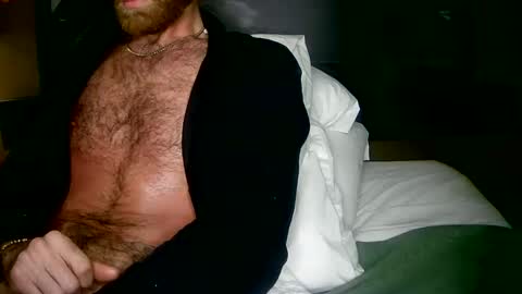 Snapshot of 90210screamer chatting on 12-04-24, 12:58 90210screamer online show from 12-04-24, 12:58