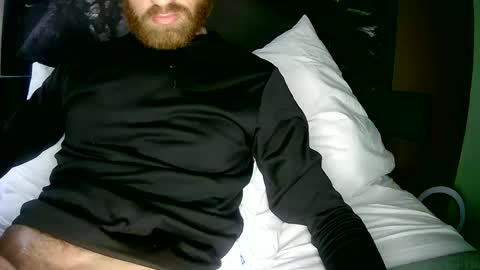 Snapshot of 90210screamer chatting on 12-05-24, 11:38 90210screamer online show from 12-05-24, 11:38