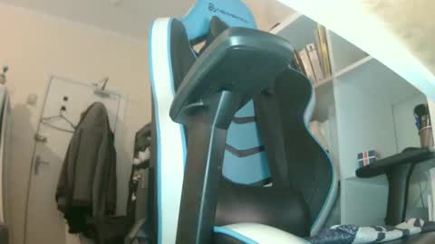 Arturo online show from 12-24-24, 10:39