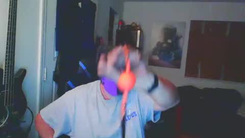 Snapshot of 94533killyboi chatting on 10-29-25, 05:31 94533killyboi online show from 10-29-25, 05:31