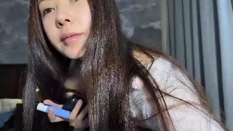 lily online show from 06-12-26, 08:57