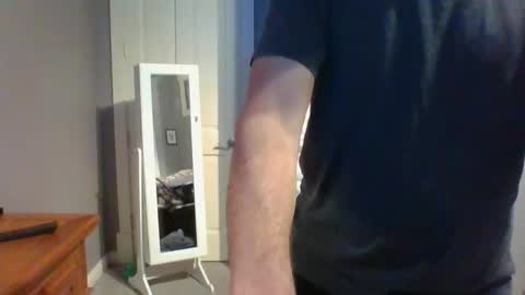 Snapshot of 999gbb_gmx chatting on 12-02-25, 01:00 DildoRidingDilf online show from 12-02-25, 01:00