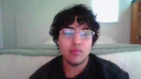 Snapshot of 99_butterfly_boy99 chatting on 12-23-24, 07:09 Butterfly boy online show from 12-23-24, 07:09