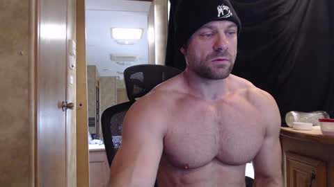 Snapshot of 9fat_inches chatting on 12-20-24, 06:13 9 fat inches online show from 12-20-24, 06:13