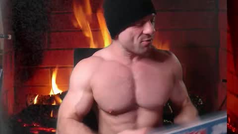 Snapshot of 9fat_inches chatting on 03-16-26, 02:39 9 fat inches online show from 03-16-26, 02:39