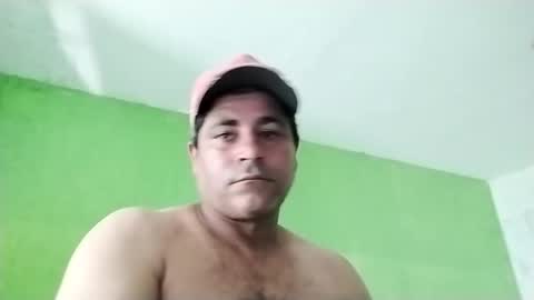 Snapshot of 9vinhocamshow chatting on 01-05-25, 04:38 9vinhocamshow online show from 01-05-25, 04:38