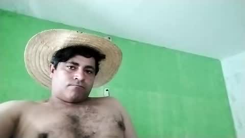 Snapshot of 9vinhocamshow chatting on 01-16-25, 04:28 9vinhocamshow online show from 01-16-25, 04:28