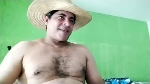 Snapshot of 9vinhocamshow chatting on 01-19-25, 04:14 9vinhocamshow online show from 01-19-25, 04:14