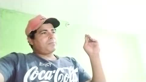 Snapshot of 9vinhocamshow chatting on 01-26-25, 12:37 9vinhocamshow online show from 01-26-25, 12:37