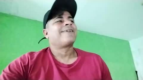 Snapshot of 9vinhocamshow chatting on 02-25-25, 06:20 9vinhocamshow online show from 02-25-25, 06:20