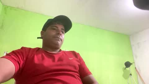 Snapshot of 9vinhocamshow chatting on 09-27-25, 12:26 9vinhocamshow online show from 09-27-25, 12:26
