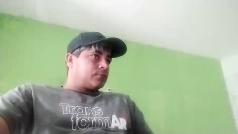 Snapshot of 9vinhocamshow chatting on 10-11-25, 11:31 9vinhocamshow online show from 10-11-25, 11:31