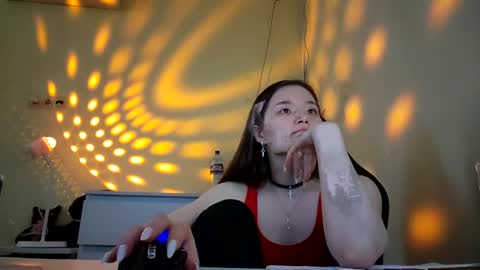 Snapshot of _3x7_ chatting on 06-28-26, 10:32 _3x7_ online show from 06-28-26, 10:32