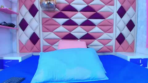  abby rouss online show from 09-23-25, 03:09