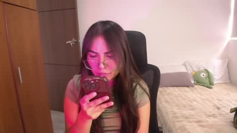 abby 3 online show from 07-31-26, 04:17
