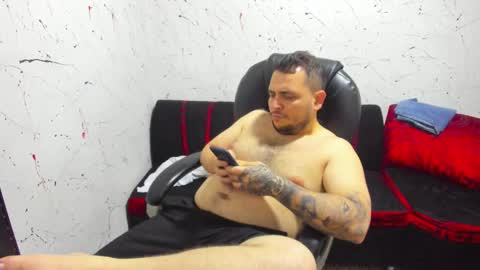     ----       online show from 03-10-25, 01:34