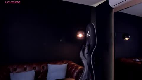 _adamcoper_ online show from 04-06-26, 04:19