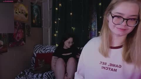 KENDALL  NATHANRYAN  LUCY online show from 12-20-25, 06:48