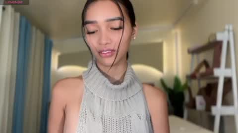 agatha online show from 11-06-25, 02:23