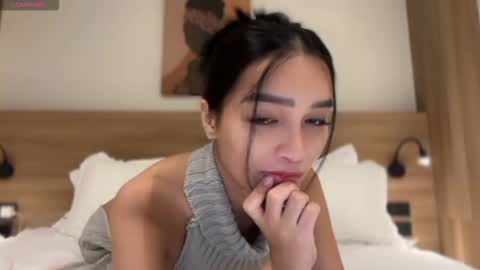 agatha online show from 11-23-25, 01:49