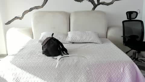 Agatha online show from 01-30-25, 09:04