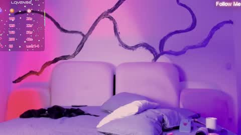 Agatha online show from 02-15-25, 11:06