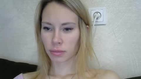 _alex1819 online show from 02-02-26, 07:18