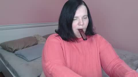 _alexandra_ray_ online show from 11-14-25, 08:13