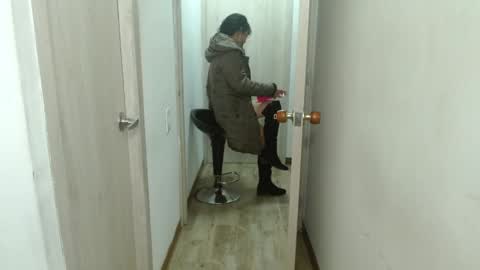 Alexandra online show from 03-06-25, 10:41