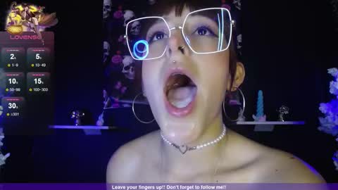 Alhanna online show from 10-15-25, 10:43