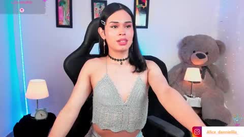 Snapshot of _ali_danniella_ chatting on 03-16-26, 10:19 danniella Indepeding Model online show from 03-16-26, 10:19