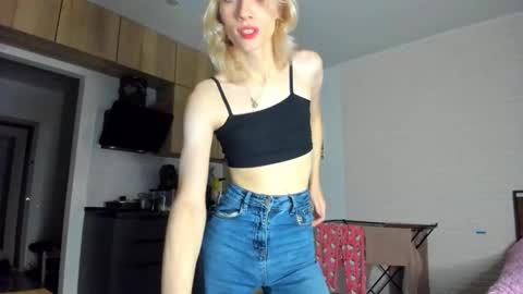 Gaylord online show from 12-02-25, 09:36