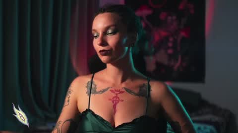 Alice Morrison Mistress Datura online show from 12-21-24, 04:46