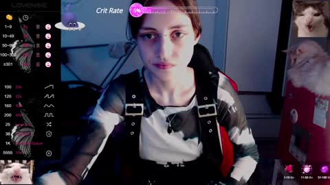 Snapshot of _alisa_in_wonderland chatting on 01-17-25, 01:15 Charlotte and Alex online show from 01-17-25, 01:15