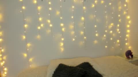 Snapshot of _allisongomez chatting on 01-13-26, 11:21 _allisongomez online show from 01-13-26, 11:21