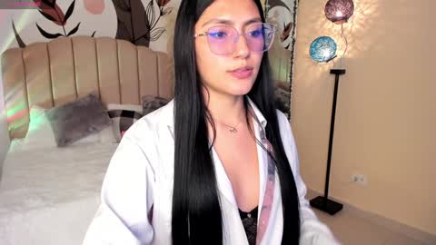 Allondra  online show from 01-22-25, 04:34