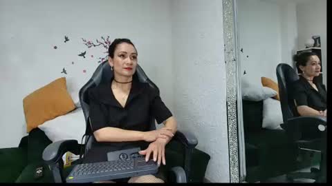 Anais online show from 06-27-26, 07:30