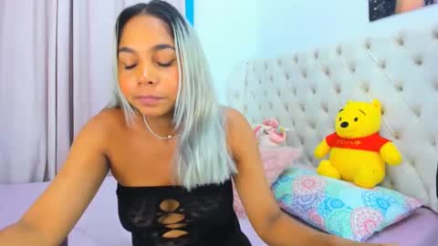 Analia online show from 02-06-25, 05:25