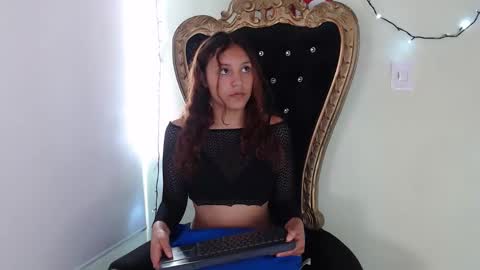 Snapshot of _angel34 chatting on 12-15-25, 12:20 _angel34 online show from 12-15-25, 12:20