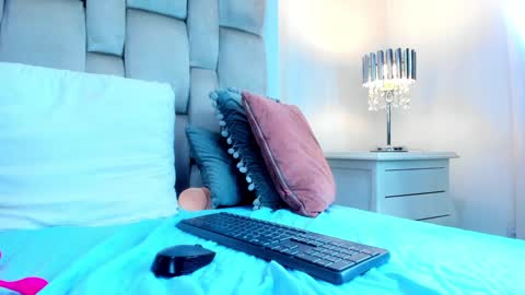 Angel Azul online show from 02-07-25, 02:47