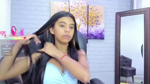      online show from 11-21-25, 07:34