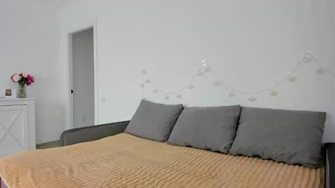 Anna online show from 09-11-25, 11:54