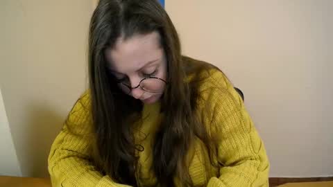 Snapshot of _annabelle_lee chatting on 01-15-25, 10:38 Anna online show from 01-15-25, 10:38